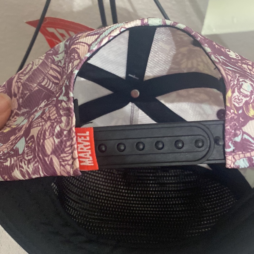 Marvel Baseball Cap - Picture 6 of 7